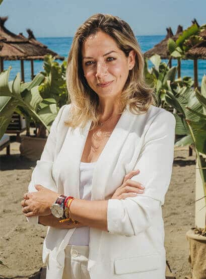 Trudy Chinarro - salduna beach - restaurante y beach club